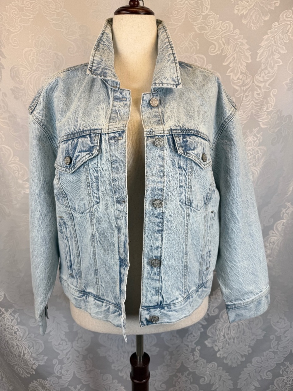 Scotch & Soda Denim Trucker Jacket Size XL NEW Light Wash Bomber Back Waist Crop